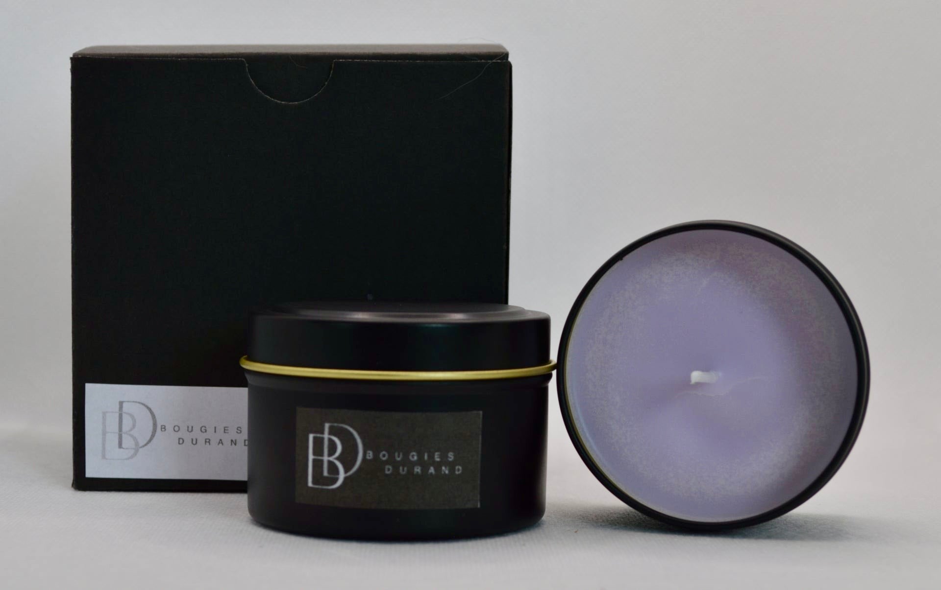 Bougie classique au parfum lavande. Senteur au choix.